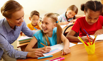 放心的注册平台推荐的在线轰炸机电话软件